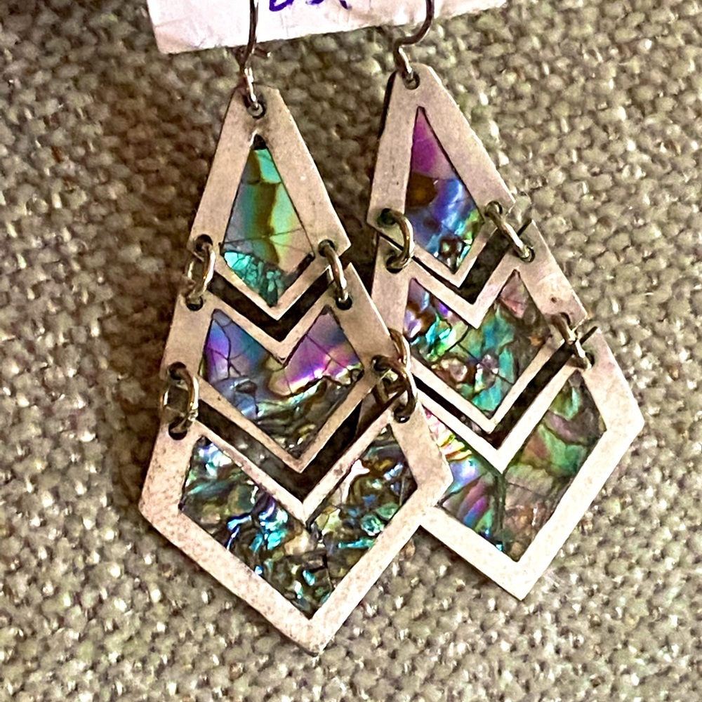 Dangle earrings. Need cleaning. Price reflects issue